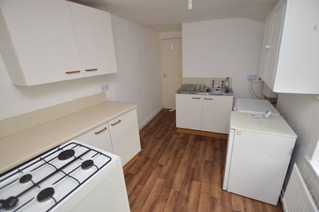 Flat Ormskirk Road in Wigan