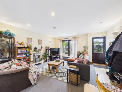 Flat Gedling Road in Nottingham