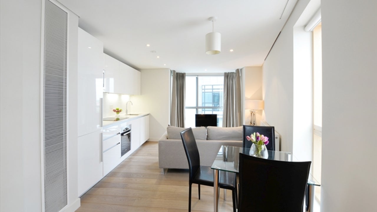 Flat Harrow Road in City of Westminster