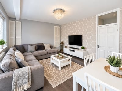 Flat Saltwell Street in Greater London