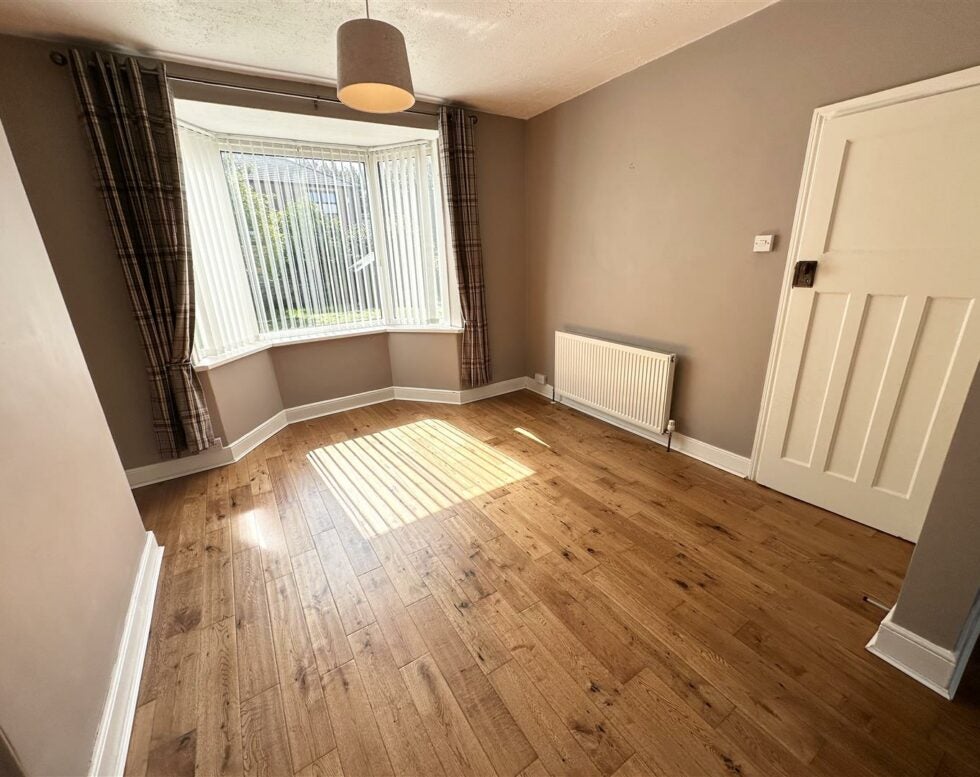 House Larne Crescent in Gateshead