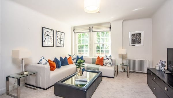Flat Fulham Road in Greater London