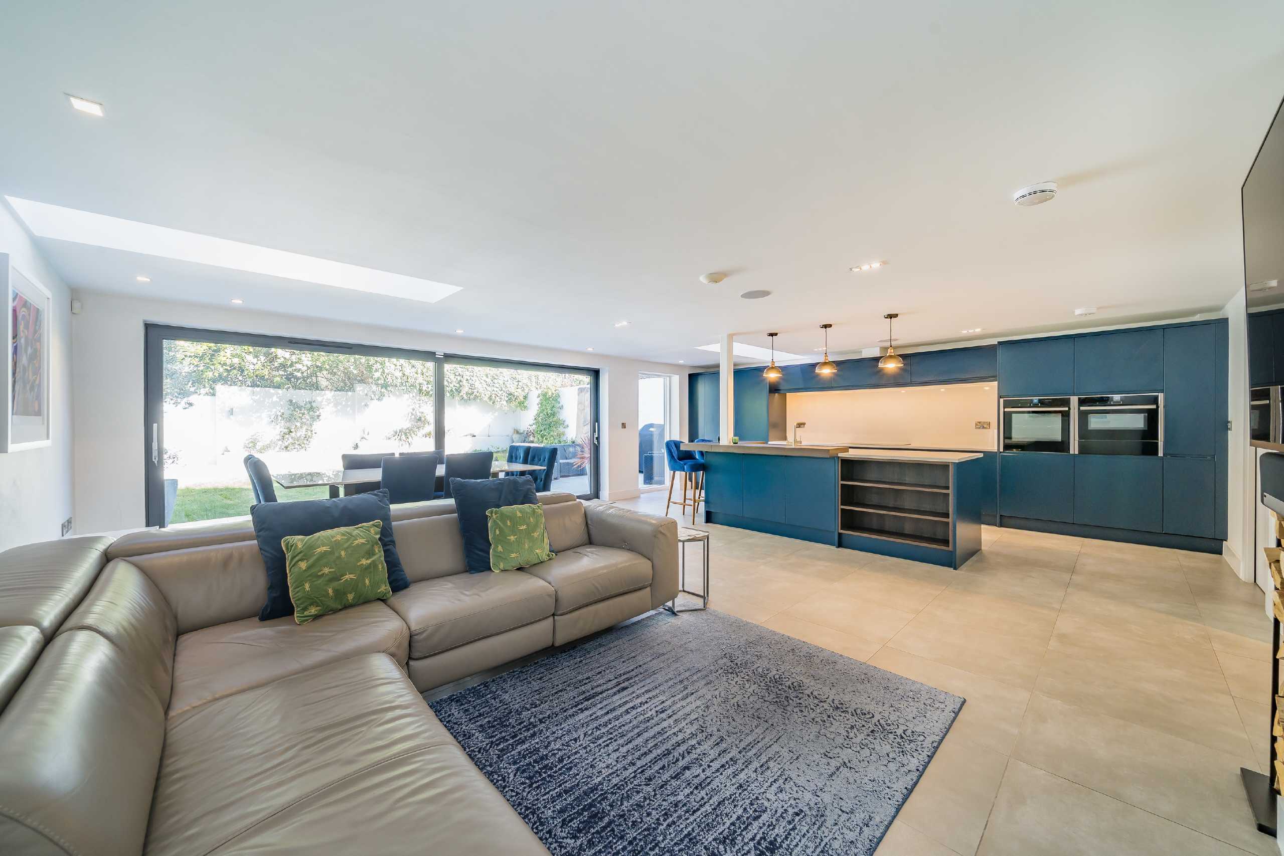 House Hollies Close in Greater London