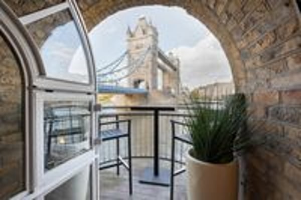 Flat Shad Thames in Greater London