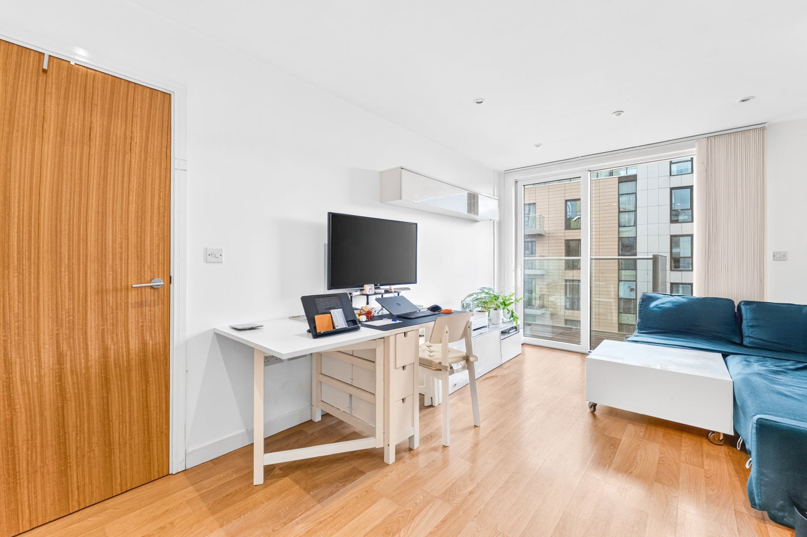 Flat Woodberry Grove in Greater London