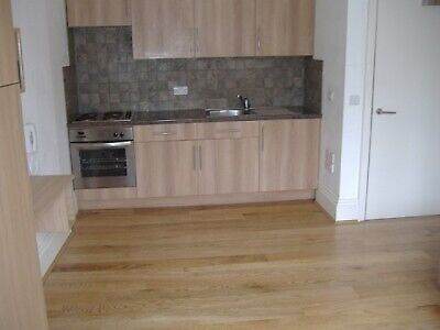 Flat Lewin Road in Greater London