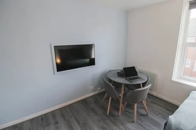 Flat George Street in Royal Leamington Spa