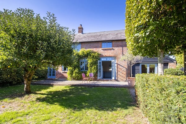 House Holt End Lane in East Hampshire