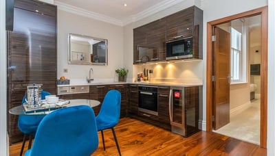 Flat Kensington Gardens Square in City of Westminster
