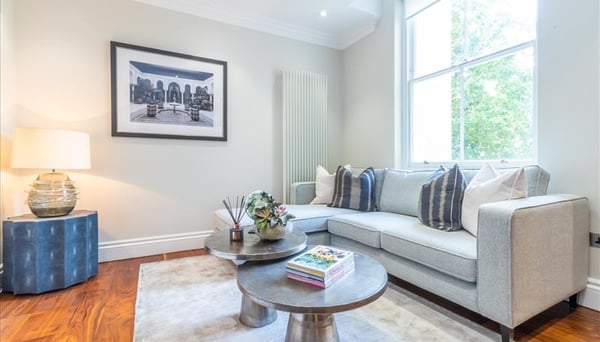 Flat Kensington Gardens Square in City of Westminster