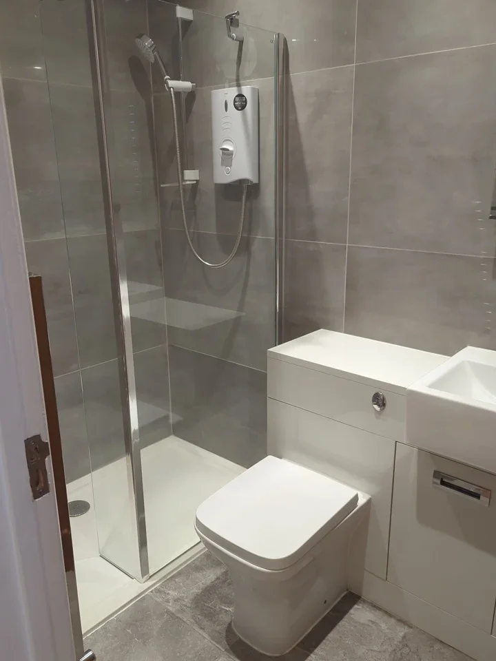 Flat Denvale Walk in Woking