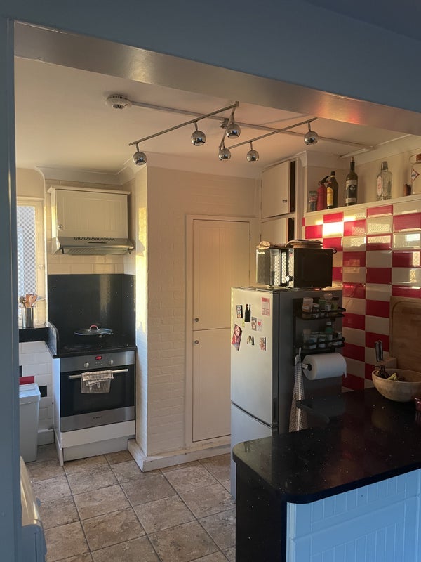 Flat Tylney Avenue in Greater London