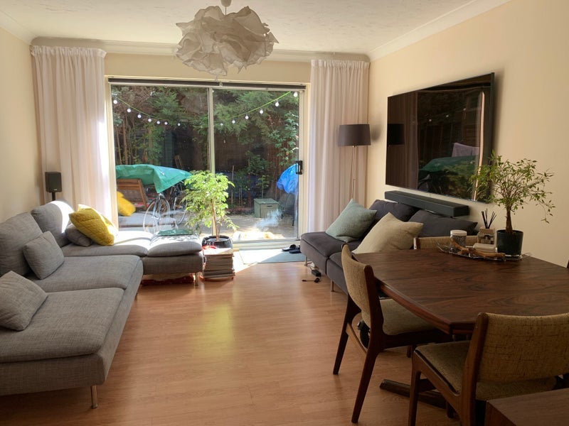 Room Webster Road in Greater London