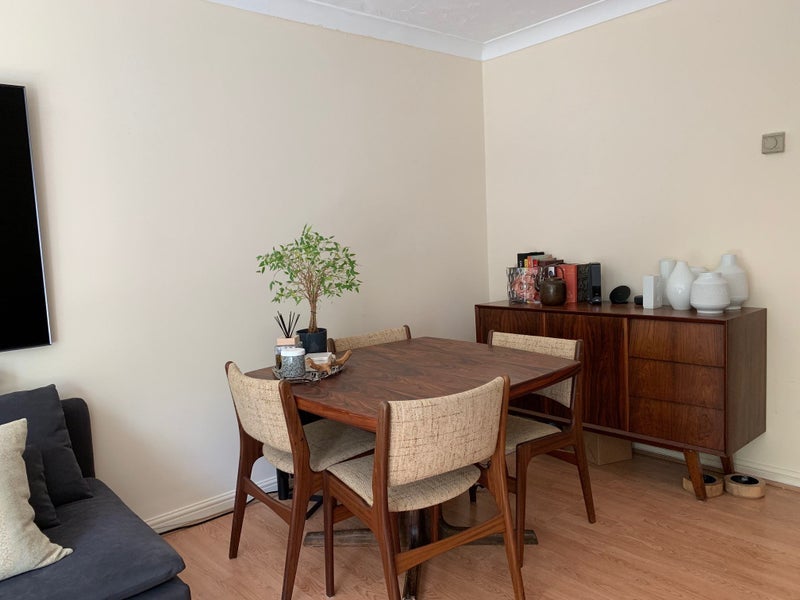 Room Webster Road in Greater London