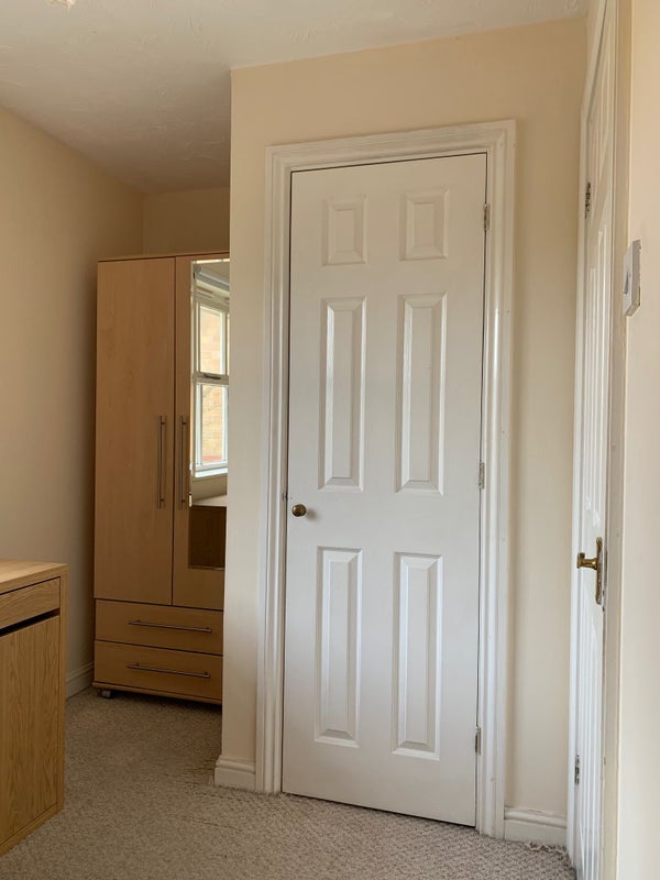 Room Webster Road in Greater London