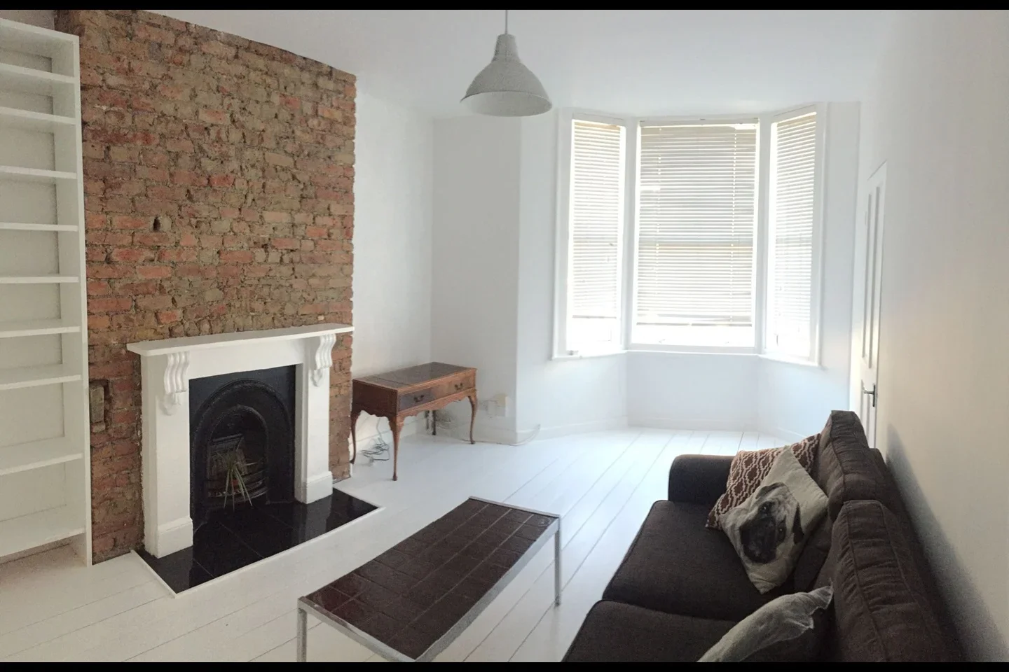 Flat Saltoun Road in Greater London