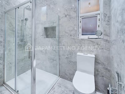 Room Uxbridge Road in Greater London