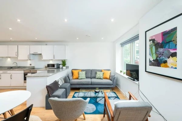 Flat Godfrey Place in Greater London