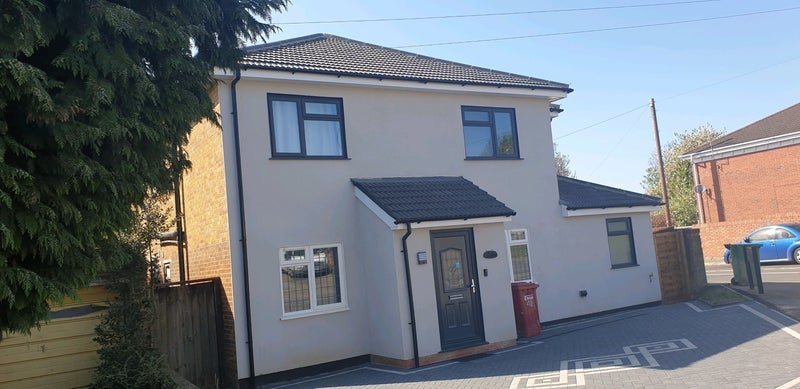 Room Cippenham Lane in Slough