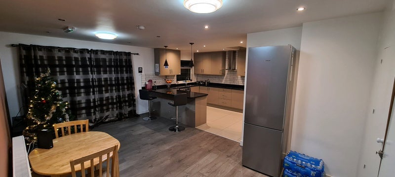 Room Cippenham Lane in Slough