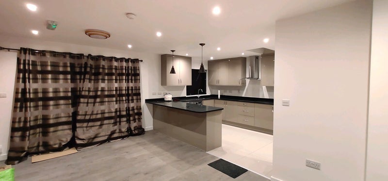 Room Cippenham Lane in Slough