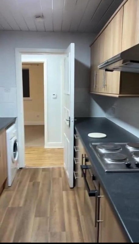 Room Denmilne Street in Glasgow