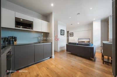 Flat Arlington Road in Greater London