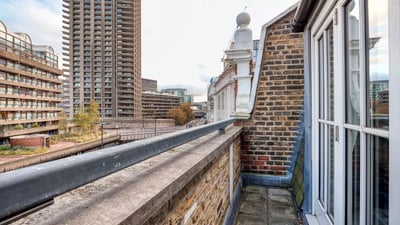 Flat Drayton Gardens in Greater London