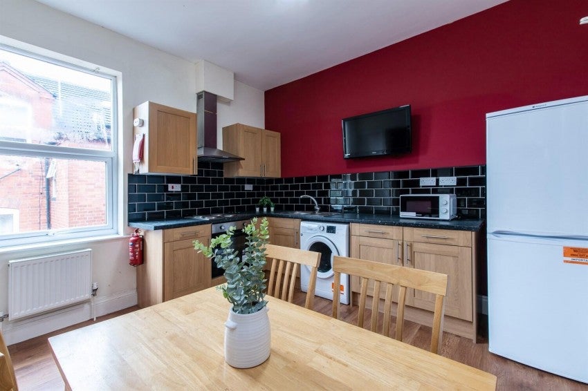 Flat Foxhall Road in Nottingham