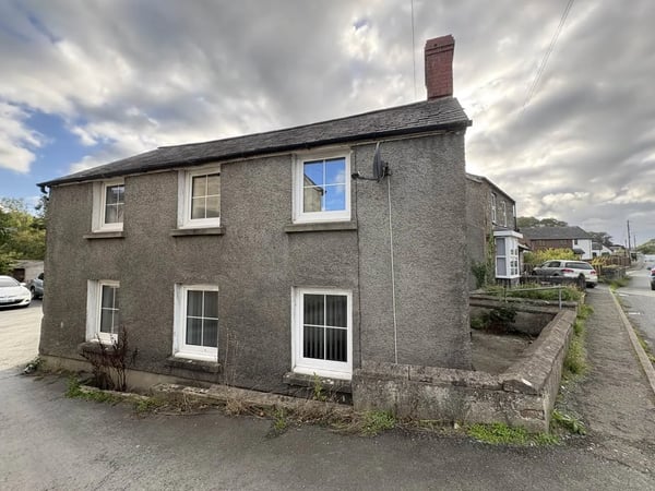 House A485 in Llanilar