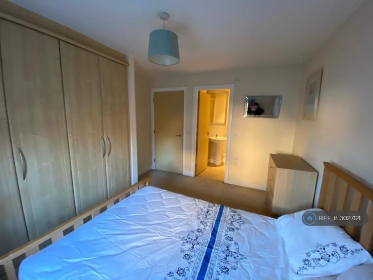 Flat The Quays in Nottingham