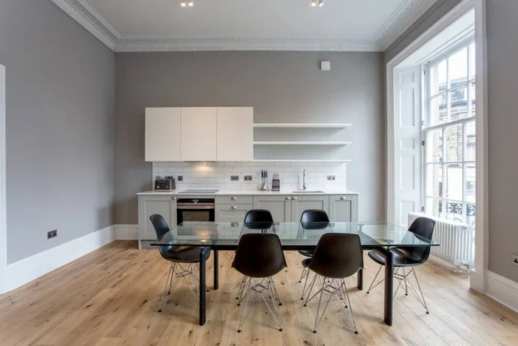 Flat Torphichen Street in City of Edinburgh