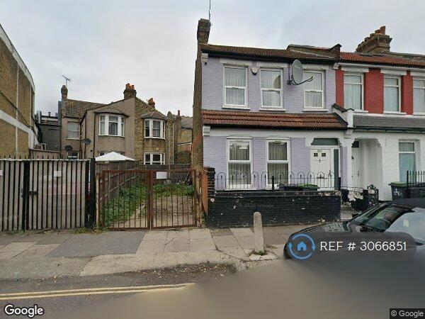 House Langham Road in Greater London