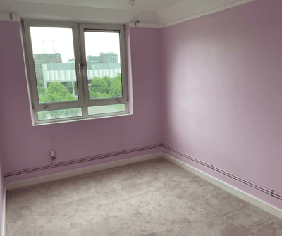 Room Tiller Road in Greater London