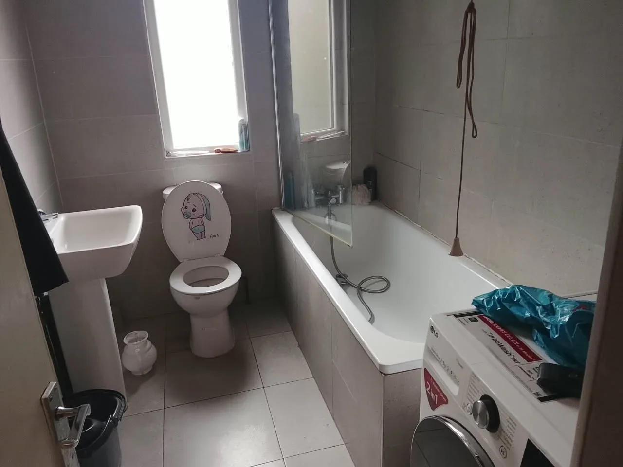 Room Audrey Road in Greater London