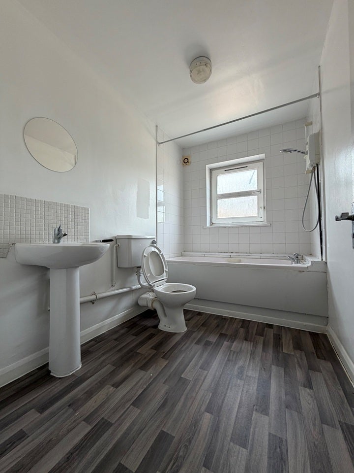 Flat Garnham Street in Greater London