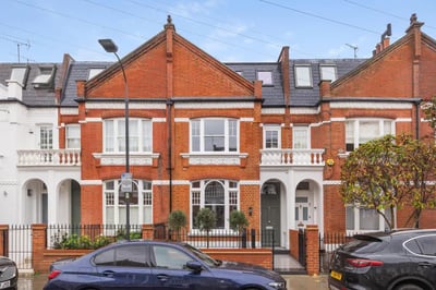 House Bowerdean Street in Greater London