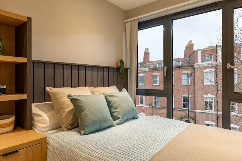 Flat Portland Square in Bristol