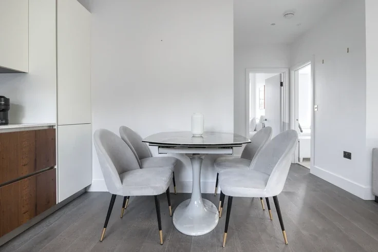 Flat Wellington Place in City of Westminster