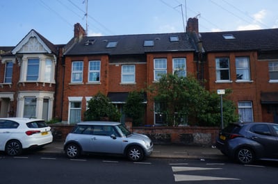 Flat Roundwood Road in Greater London