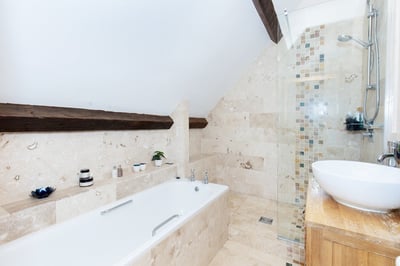 Flat Lower Chapel Court in South Horrington