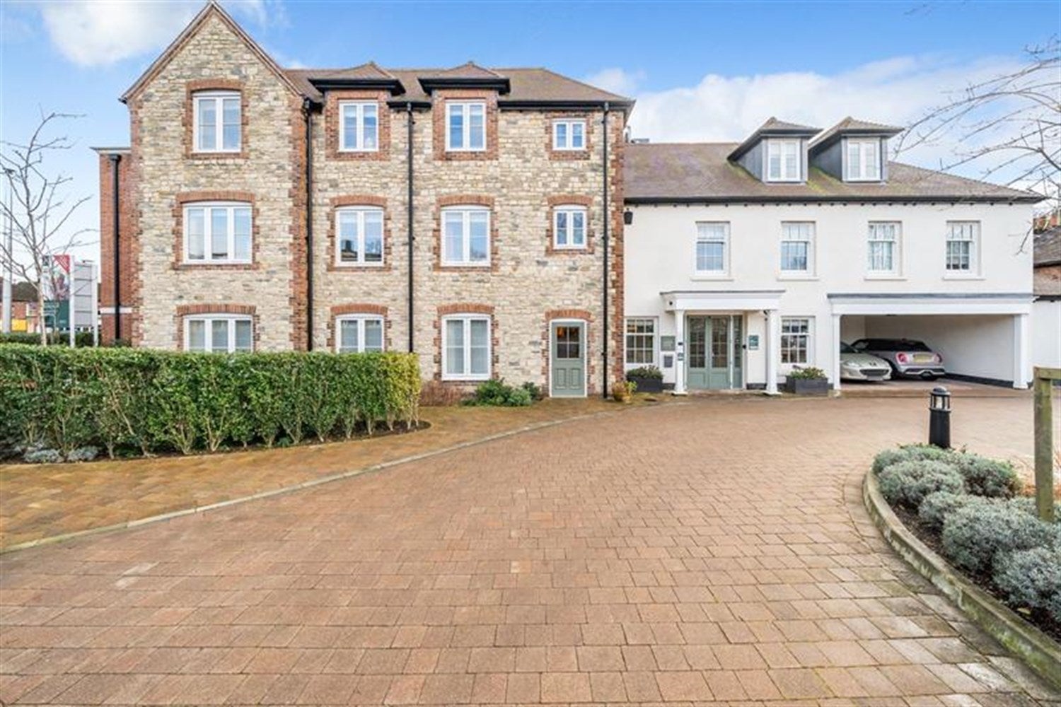 Flat Bepton Road in Chichester