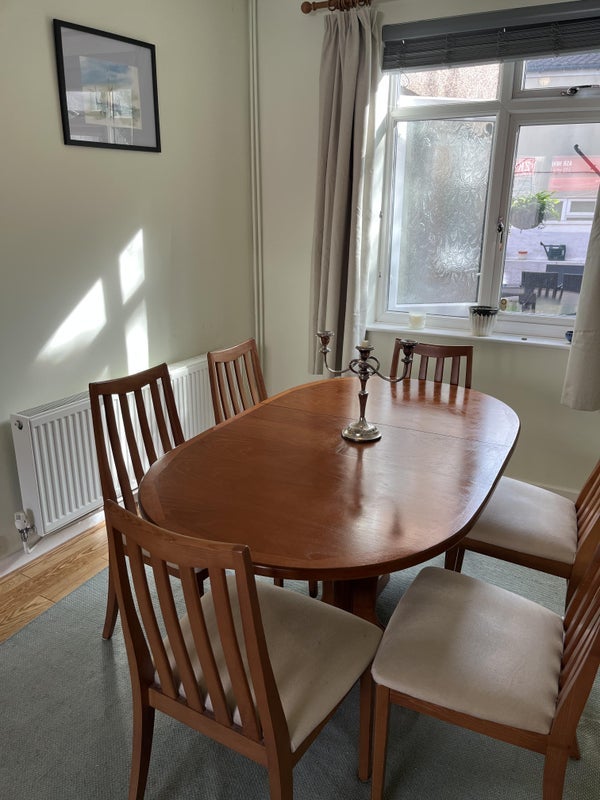 Room Whitehall Road in Bristol