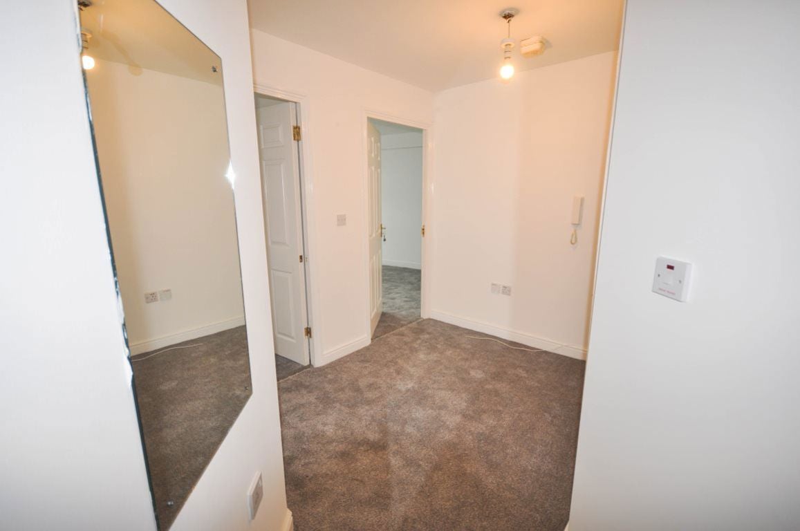 Flat Prebend Street in Bedford
