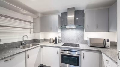 Flat Elsham Road in Greater London