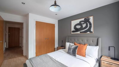 Flat Elsham Road in Greater London