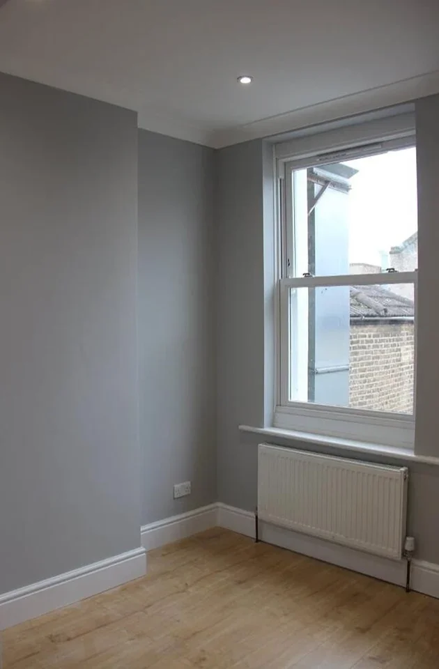 Flat Algernon Road in Greater London