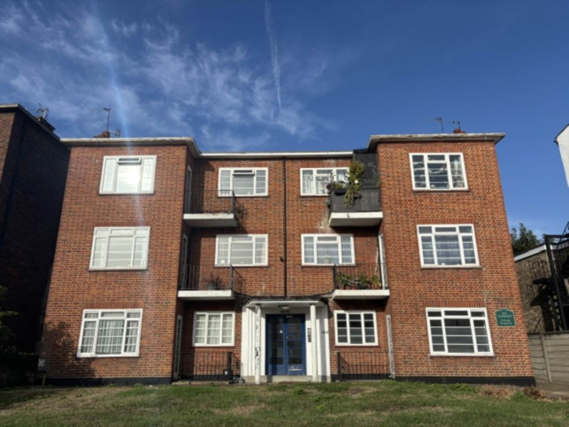 Flat High Road in Greater London