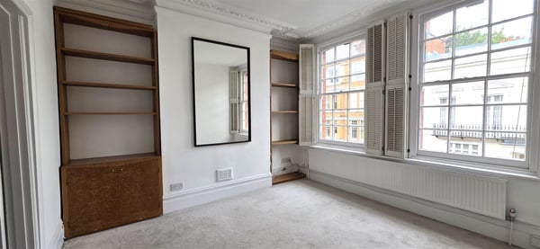 Flat Downshire Hill in Greater London