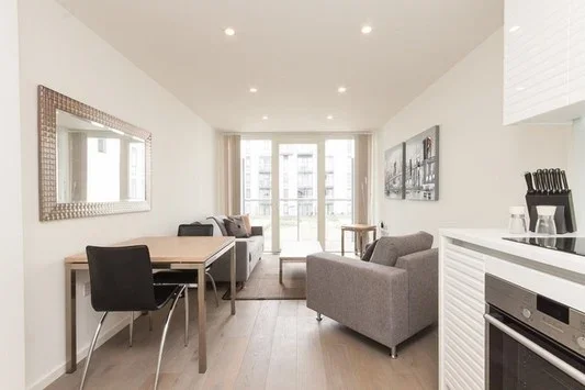 Flat Lever Street in Greater London